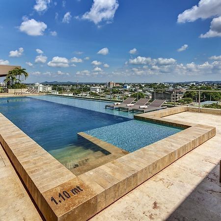 Ghl Hotel Monteria Exterior photo Infinity pool at the rooftop